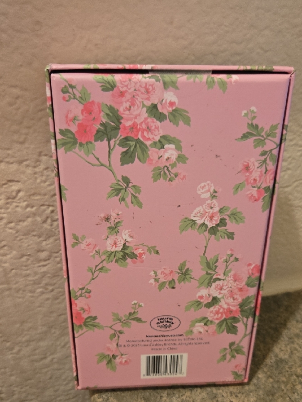 Laura Ashley Rose Garden Floral Pen Trio - Pink, Light Blue, White - Picture 3 of 4